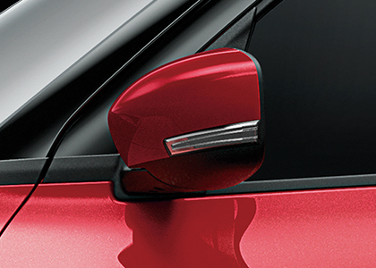 products/alto/The all New Swift/Key Featuers/22.Retractable Side Mirrors.jpg